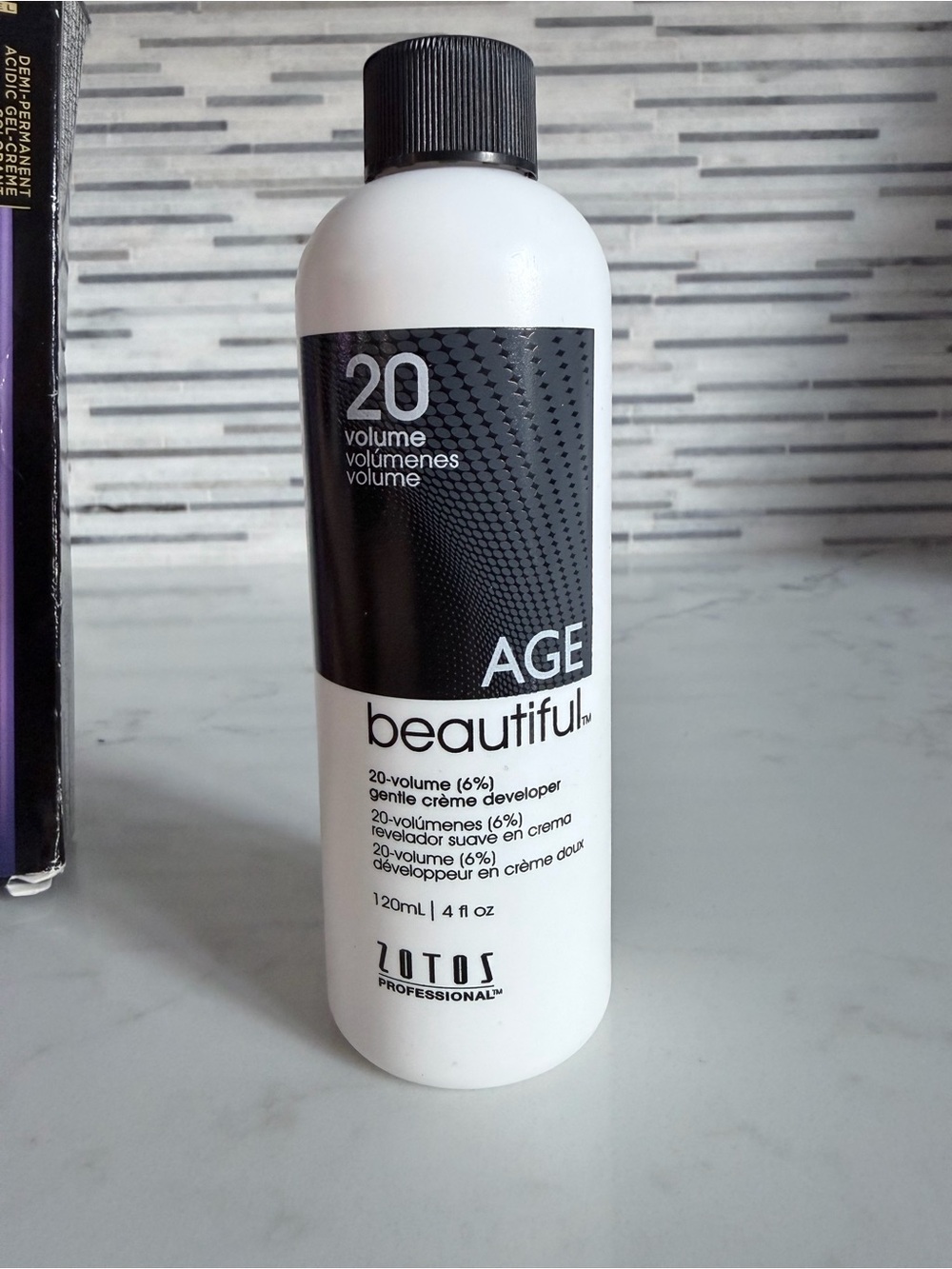 AGE Beautiful 20 Volume Gentle Creme Developer -